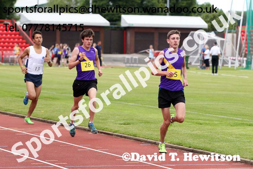 Boys 3000 metres, Northern Inter-County Schools, Gateshead International Stadum. Photo: David T. Hewitson/Sports for All Pics